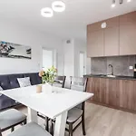 Dwie Motlawy Iii & Parking By Renters Apartamento Gdansk