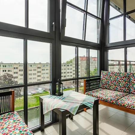 Apartment Dwie Motlawy Iii & Parking By Renters
